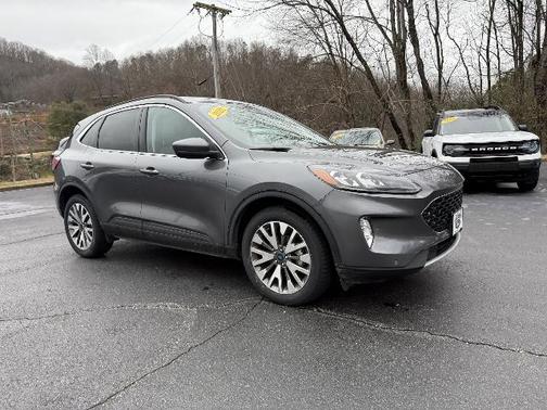 2022 Ford Escape TITANIUM