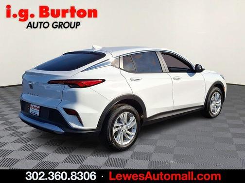 Summit White 2026 Buick Envista Preferred