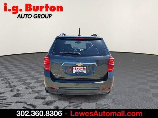 Gray Metallic 2017 Chevrolet Equinox LT