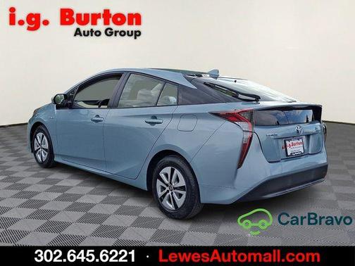 Pearl 2017 Toyota Prius Three