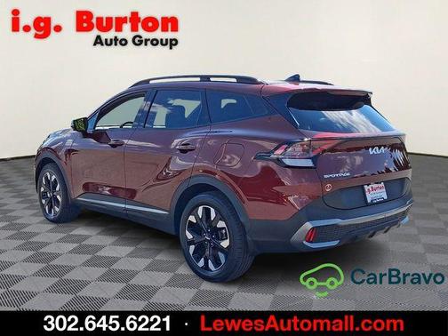Red 2023 Kia Sportage Plug-In Hybrid X-Line Prestige