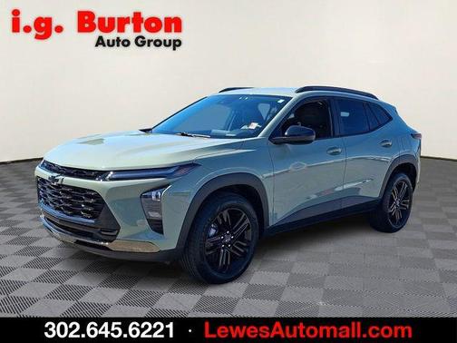 Green 2025 Chevrolet Trax ACTIV