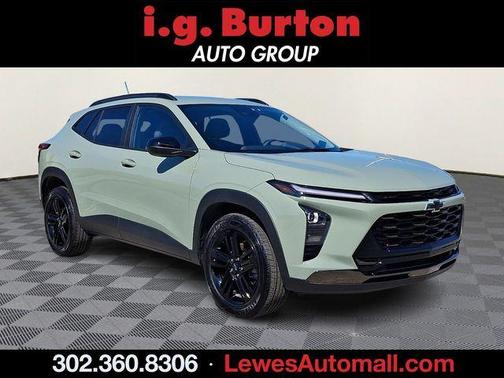 Green 2025 Chevrolet Trax ACTIV