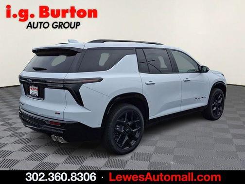 Polar White 2026 Chevrolet Traverse RS