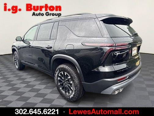 Black Metallic 2026 Chevrolet Traverse Z71