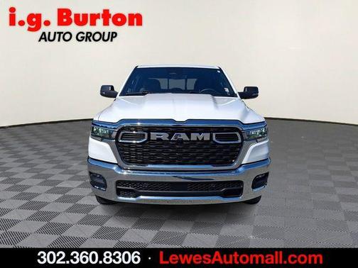 Bright White Clearcoat 2025 RAM 1500 Big Horn/Lone Star