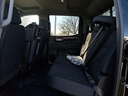 Onyx Black 2026 GMC Sierra 1500 SLE