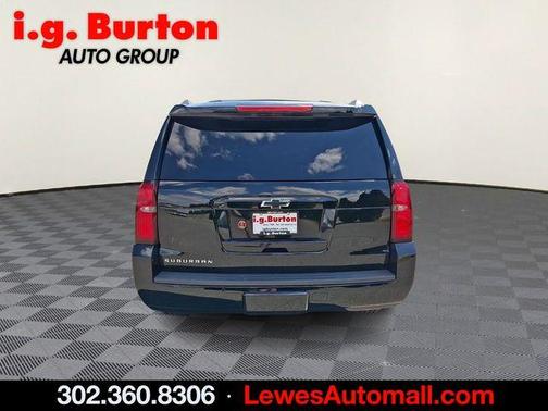 Black 2019 Chevrolet Suburban LT