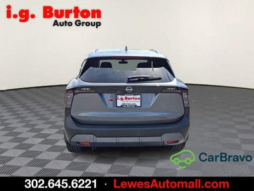 Gun Metallic 2025 Nissan Kicks SR
