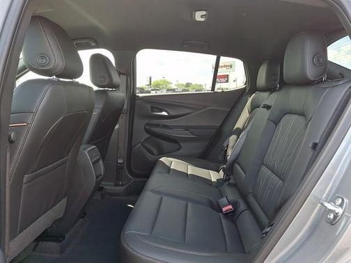 Moonstone 2026 Buick Envista Avenir