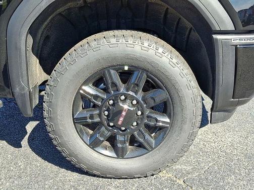 Onyx Black 2026 GMC Sierra 2500 AT4