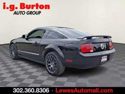2006 Ford Mustang Deluxe