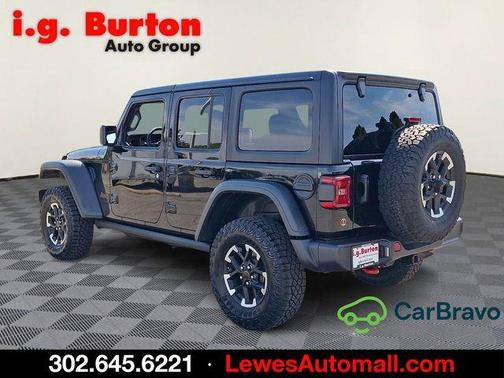 Black Clearcoat 2025 Jeep Wrangler Rubicon