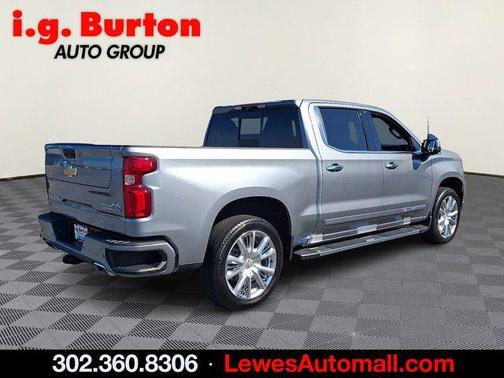 Sterling Gray Metallic 2024 Chevrolet Silverado 1500 High Country