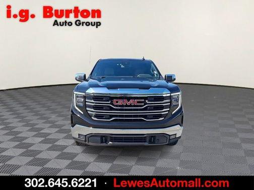 Onyx Black 2023 GMC Sierra 1500 SLT