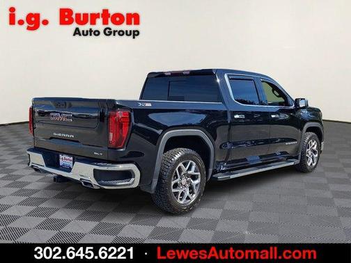 Onyx Black 2023 GMC Sierra 1500 SLT