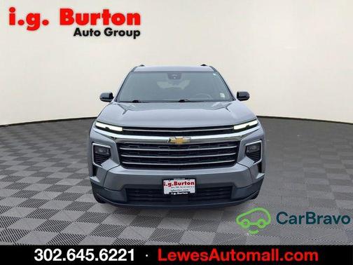 Sterling Gray Metallic 2025 Chevrolet Traverse LT