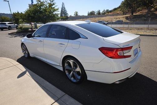 2020 Honda Accord Touring 2.0T