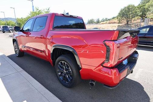 2024 Toyota Tundra Hybrid Platinum