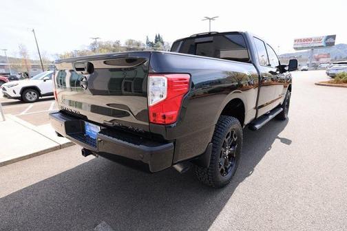 2019 Nissan Titan XD SL