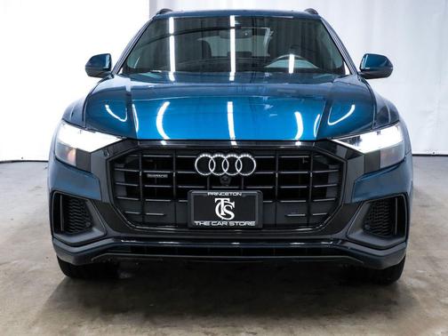 2019 Audi Q8 3.0T Premium Plus