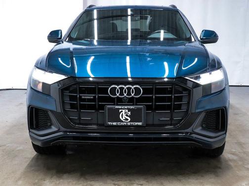 2019 Audi Q8 3.0T Premium Plus