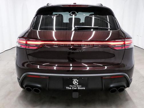 2024 Porsche Macan T