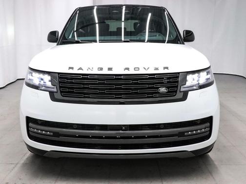 2024 Land Rover Range Rover P550e Autobiography
