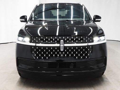 2025 Lincoln Navigator Black Label