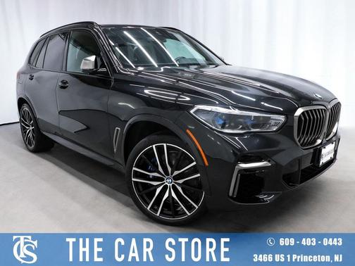 2022 BMW X5 M50i