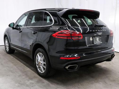 2016 Porsche Cayenne Cayenne