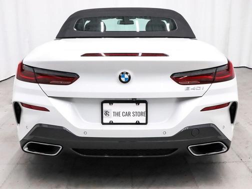 2025 BMW 840 i