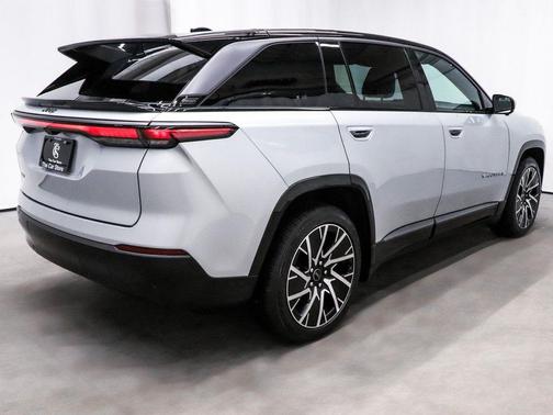 2025 Jeep Wagoneer S Limited