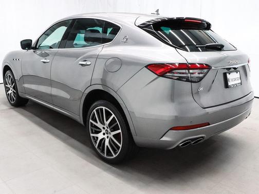 2021 Maserati Levante Base