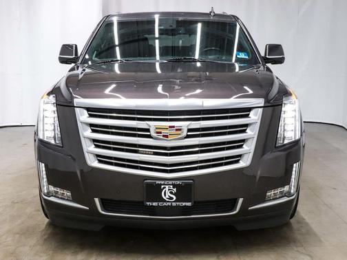 2016 Cadillac Escalade Platinum