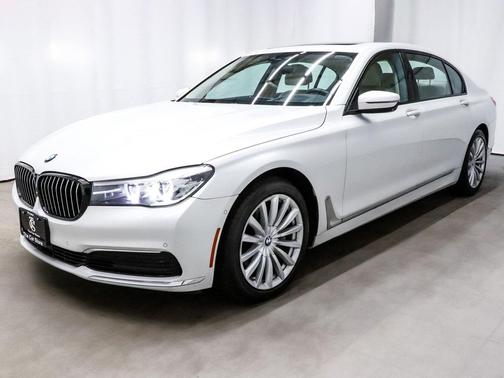 2019 BMW 740 xDrive