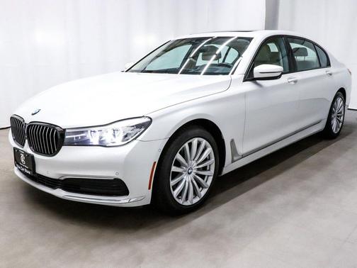 2019 BMW 740 xDrive