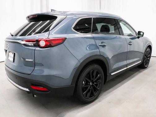 2022 Mazda CX-9 Carbon Edition