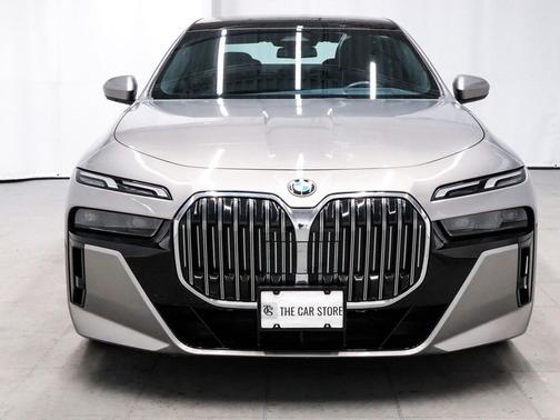 2024 BMW 740 i xDrive