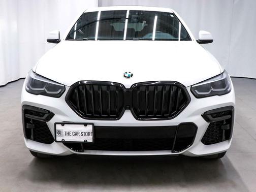 2023 BMW X6 xDrive40i