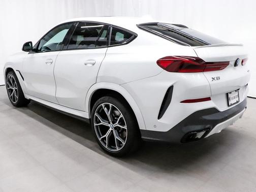 2023 BMW X6 xDrive40i