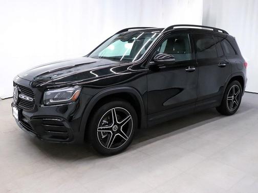 2025 Mercedes-Benz GLB 250 4MATIC