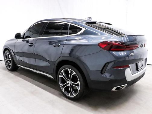 2021 BMW X6 xDrive40i