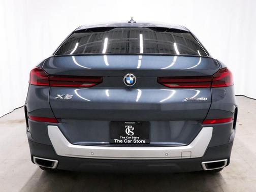 2021 BMW X6 xDrive40i