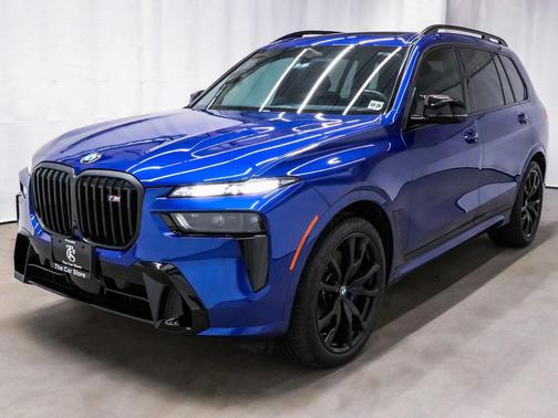 2025 BMW X7 M60i