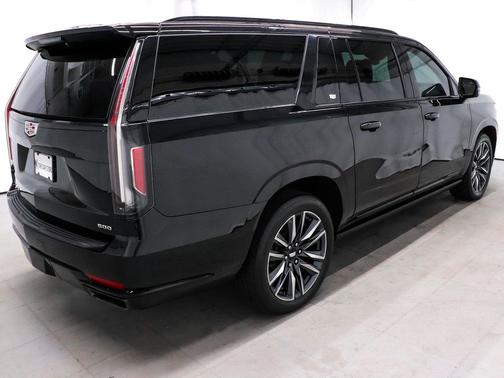 2021 Cadillac Escalade ESV Sport