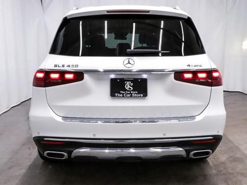 2025 Mercedes-Benz GLS 450 4MATIC
