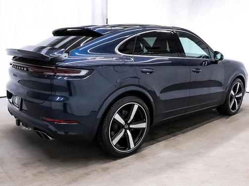 2025 Porsche Cayenne Cayenne Turbo E-Hybrid