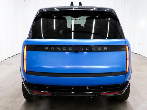 2023 Land Rover Range Rover Autobiography