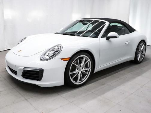 2019 Porsche 911 Carrera